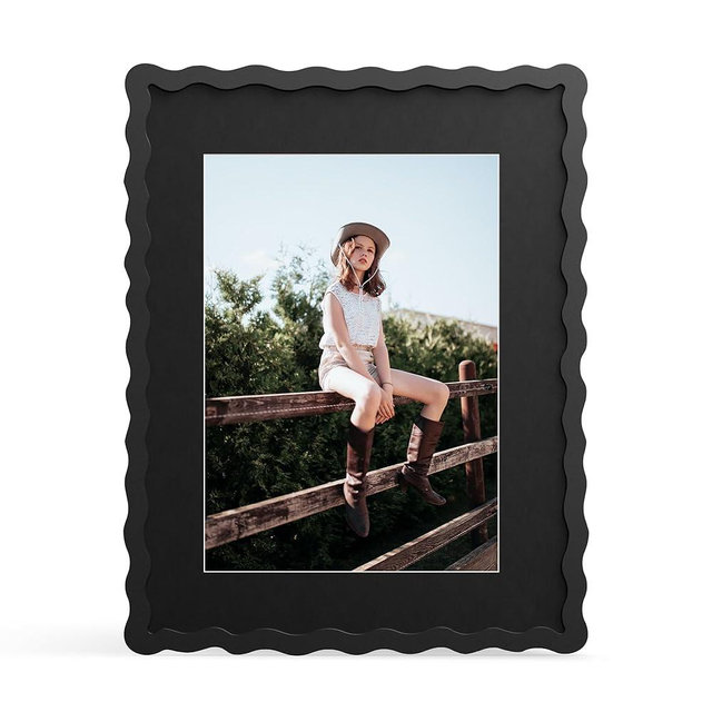 THKRLOF 11x14 Picture Frame with Mat for 8x10, Wavy Edge Wooden Real Glass Photo Frame for Wall Hanging, Black, 1 Pack