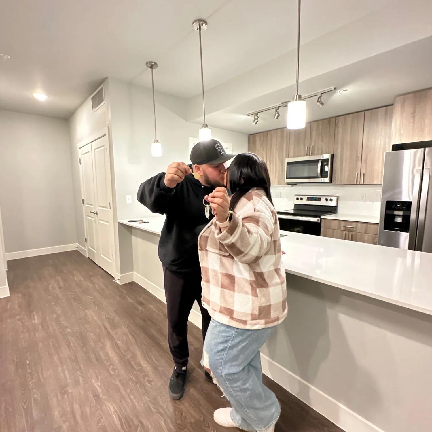 FEBRUARY 18, 2023
Nuestro primer apartamento juntos 🏠