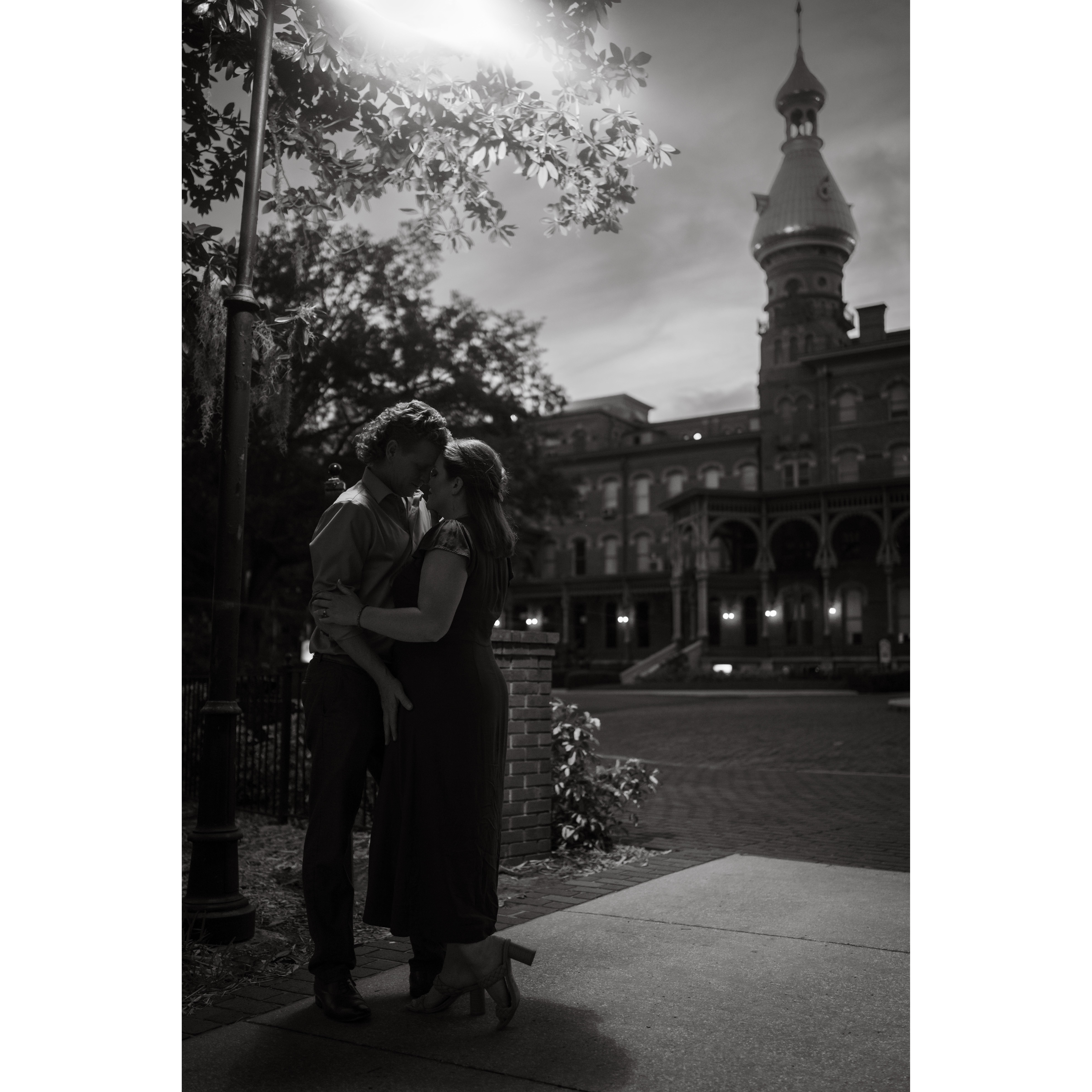 Engagement Photo Session 📸: Lauren Schoepfer Photography https://www.laurenschoepfer.photo