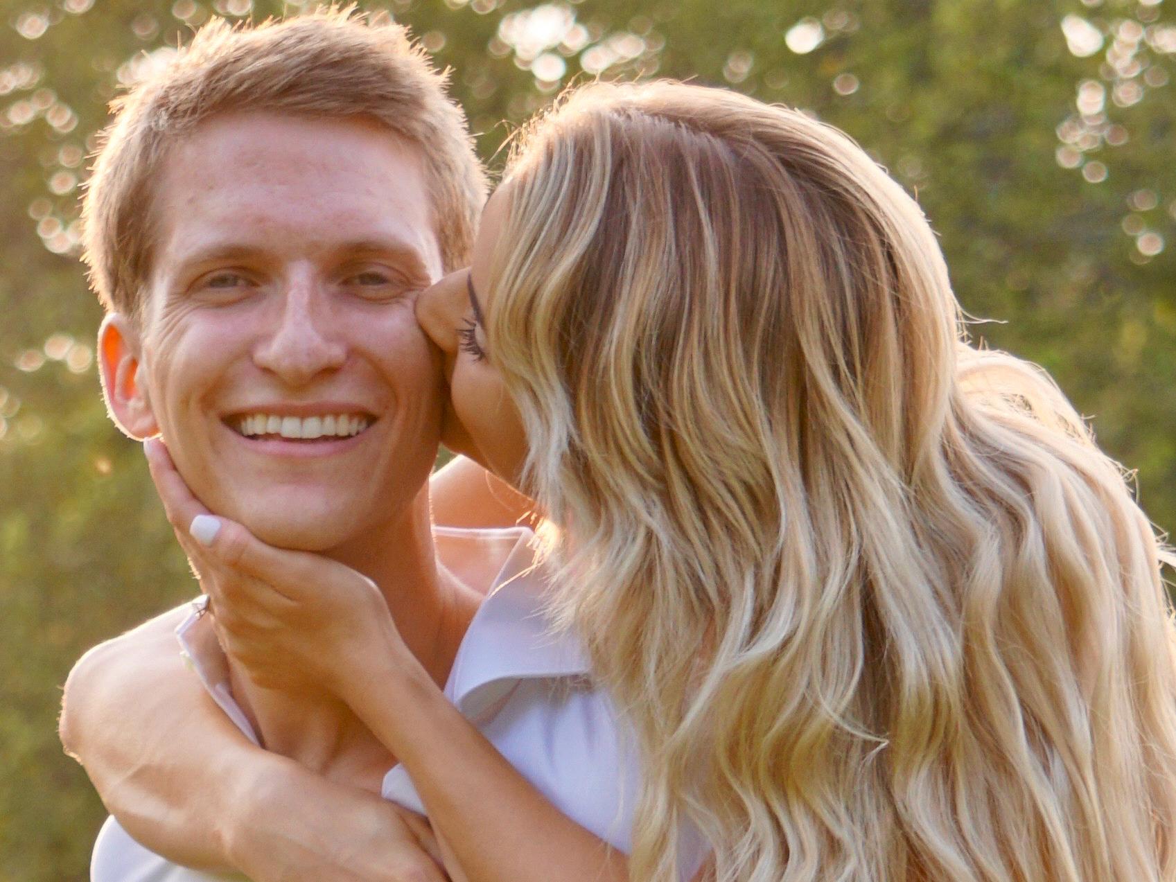 The Wedding Website of Ninnette Gardner and Chase Green