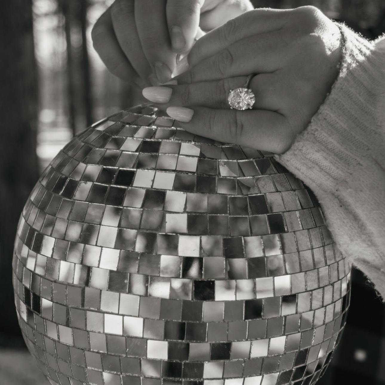 SAVE THE DATE PHOTOS 2025