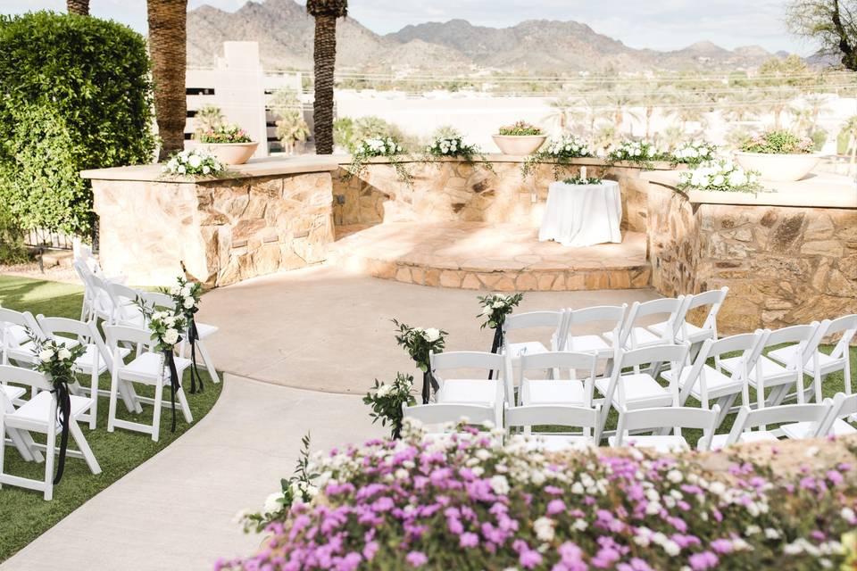 The Wedding Website of Jennifer Hamilton and Aaron Smith