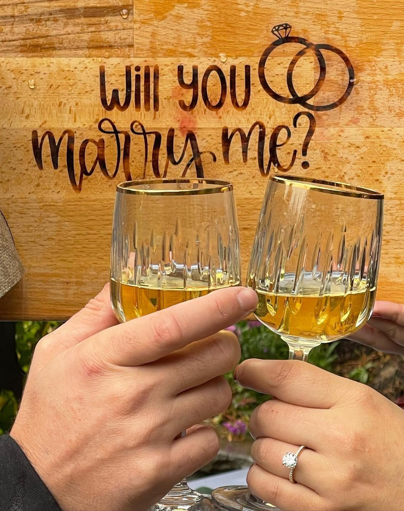 The Wedding Website of Jennifer Ruzsa and Frank Mello