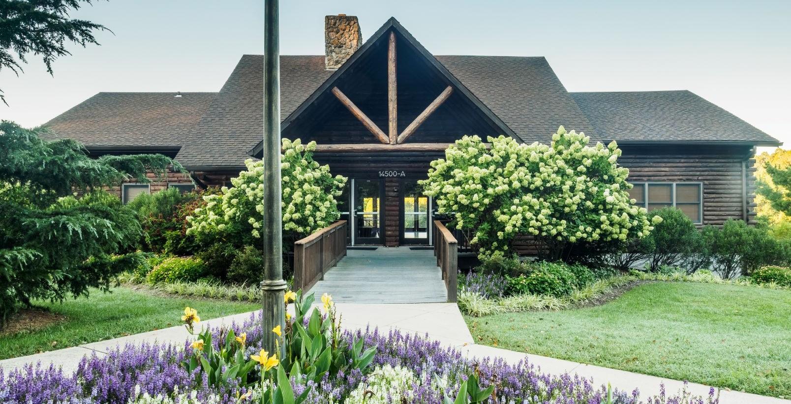 The Wedding Website of Kelly Beall and Mohammad Afifi