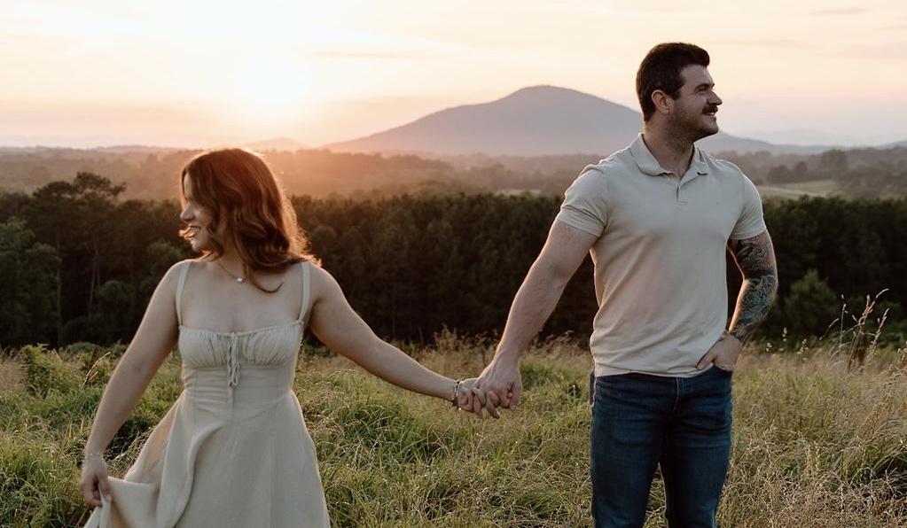 The Wedding Website of Isabel Cristina and Taylor Ray