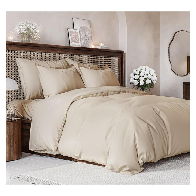 CGK Linens Luxury Soft Premium Duvet Cover Set - Zipper Closure & Matching Pillow Shams in Wheat, Size King