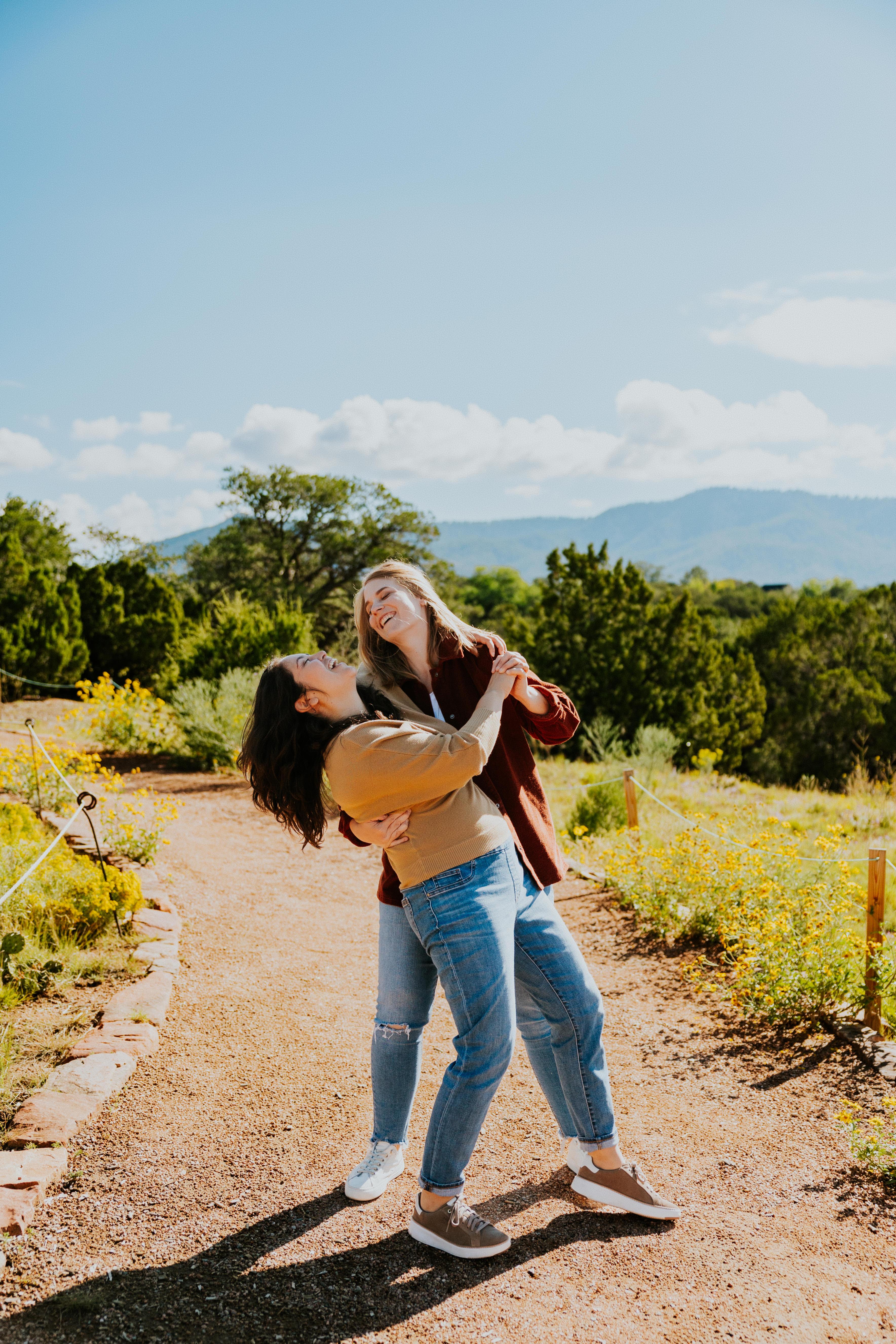 The Wedding Website of Leslie Sakal and Felicia Santiago