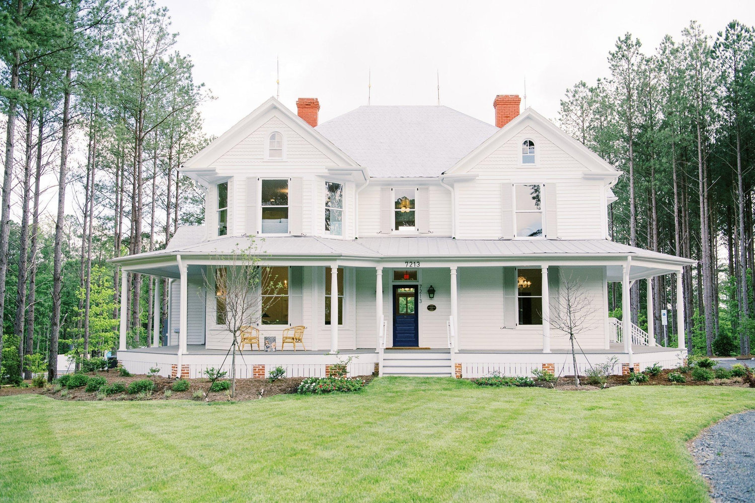 The Wedding Website of Kelly Hagan and Jordan Hockaday