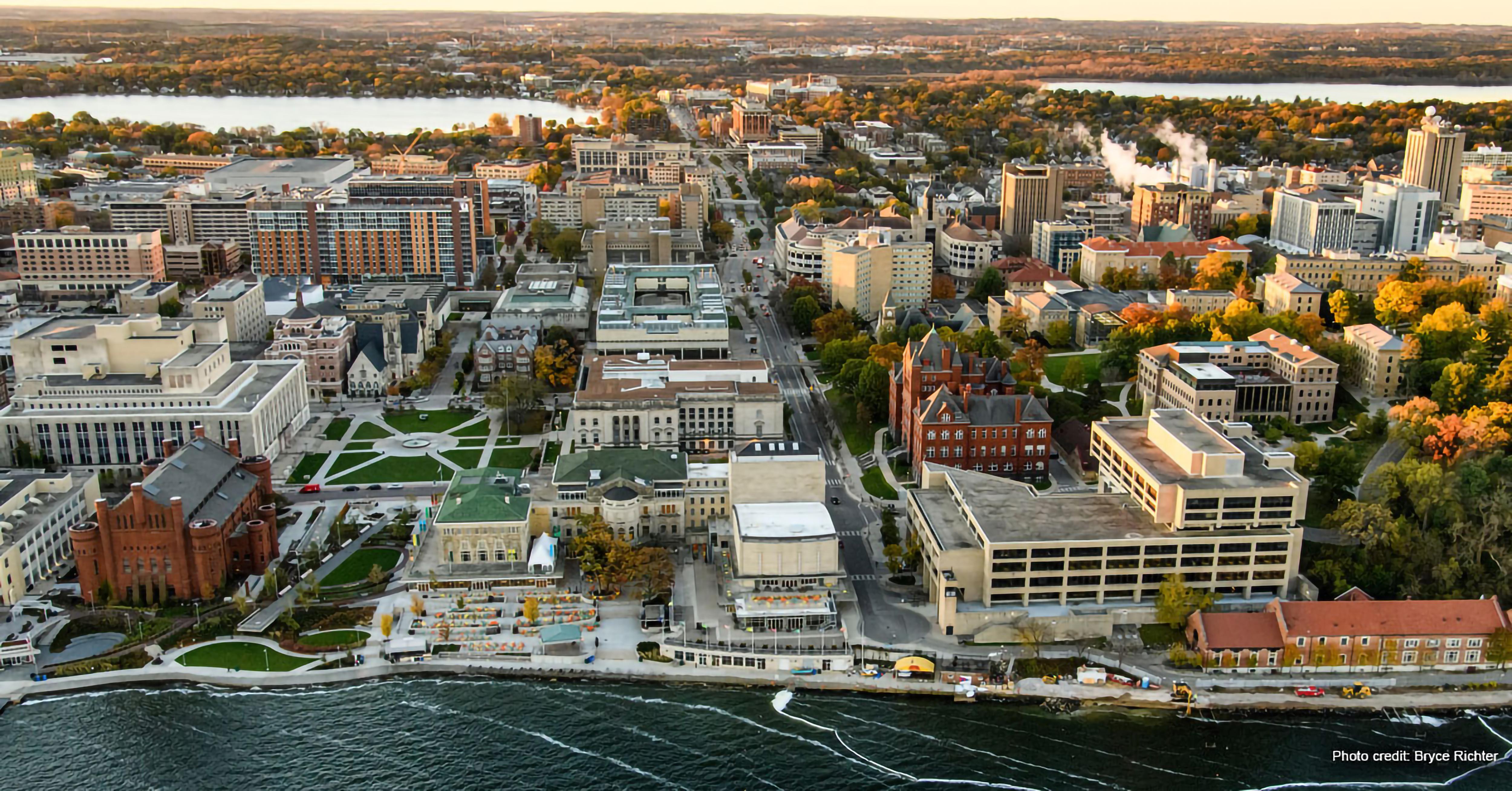 The Wedding Website of Claire Krieger and Chris Volkert