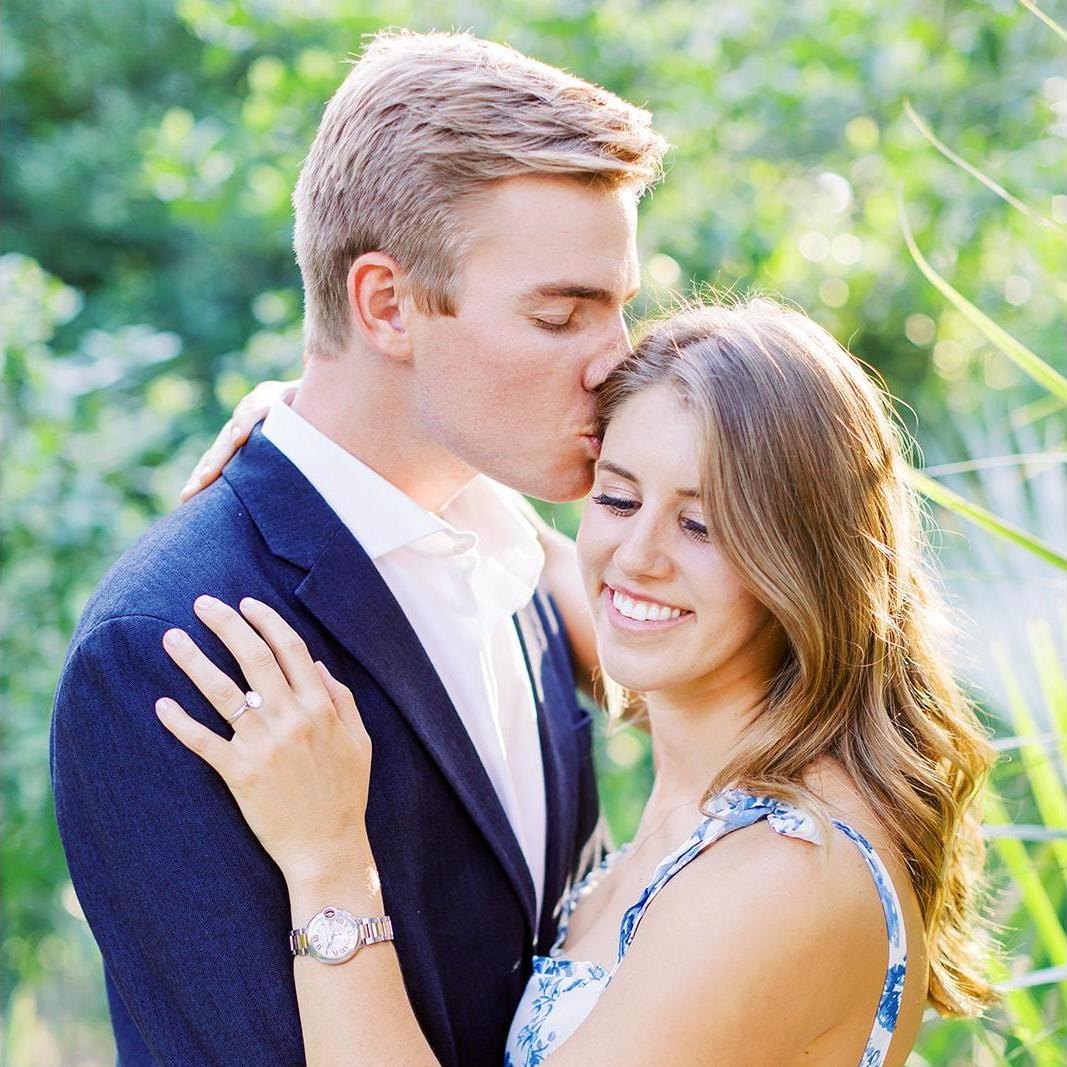 Engagement Photos at Laguna Gloria in Austin