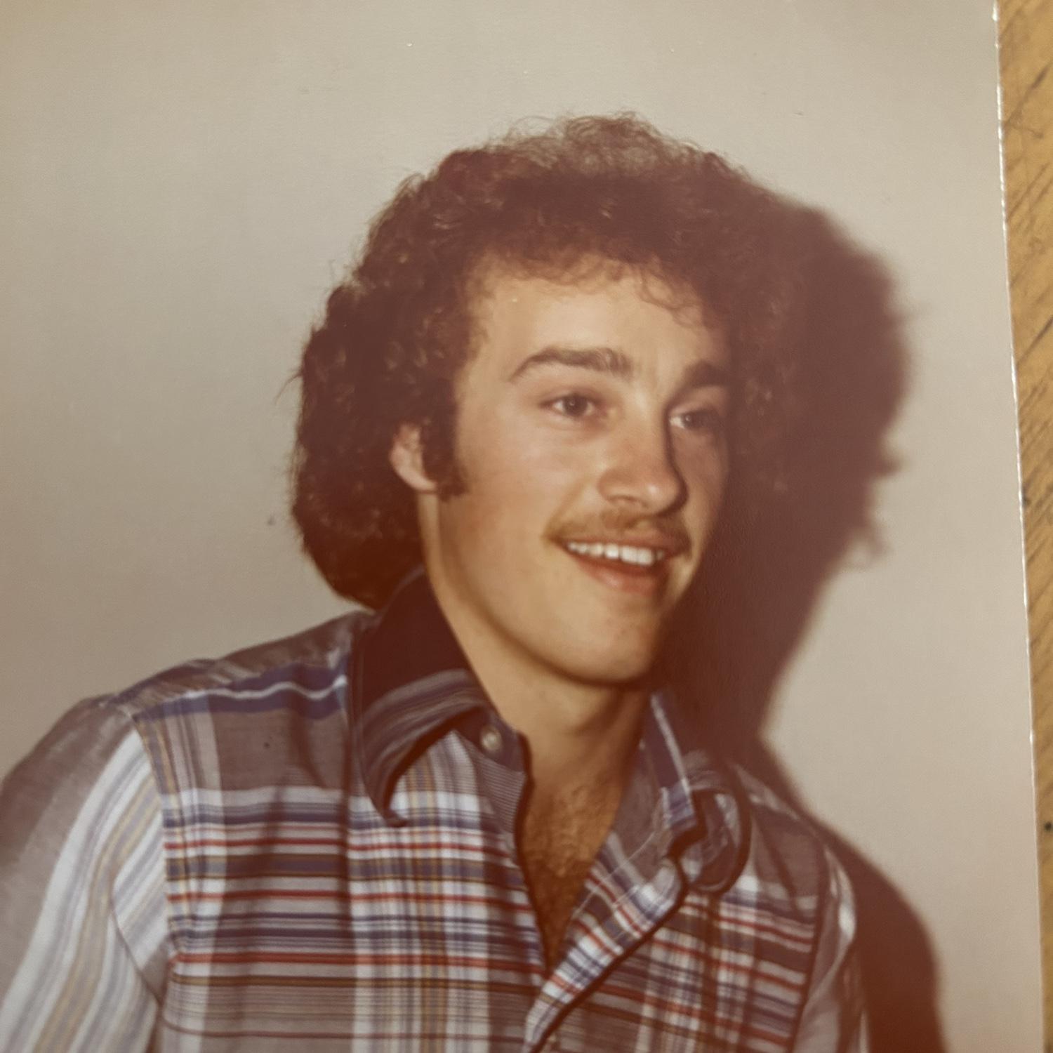 Young Louie, handsome or what??