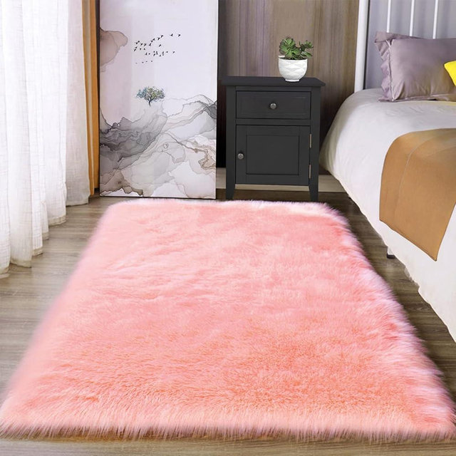 Latepis Fur Rug 3x5, Faux Fur Sheepskin Rug for Living Room, Fuzzy Rugs for Teen Girls Bedroom, Dorm, Luxury Room Decor, Pink Fur Rug, Rectangle