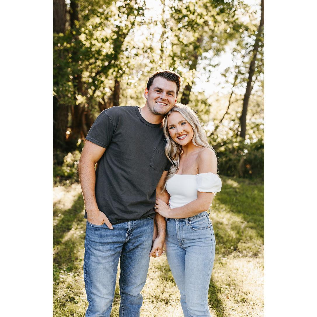 Engagement pictures at Anne's parents farm !!!