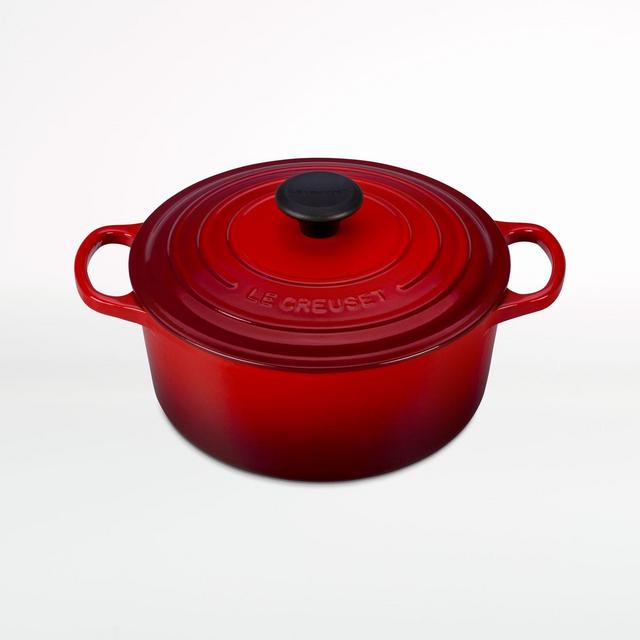 Le Creuset ® Signature Cerise 4.5-Qt. Round Dutch Oven
