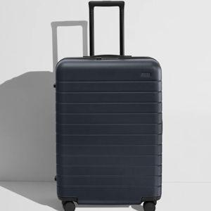 Expandable Medium Suitcases: Navy Blue