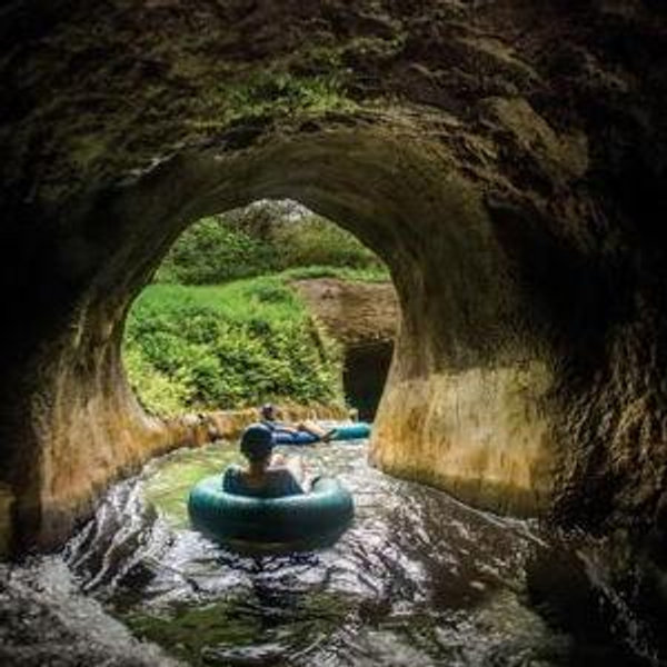 Honeymoon Excursion - Kaua'i Mountain Tubing