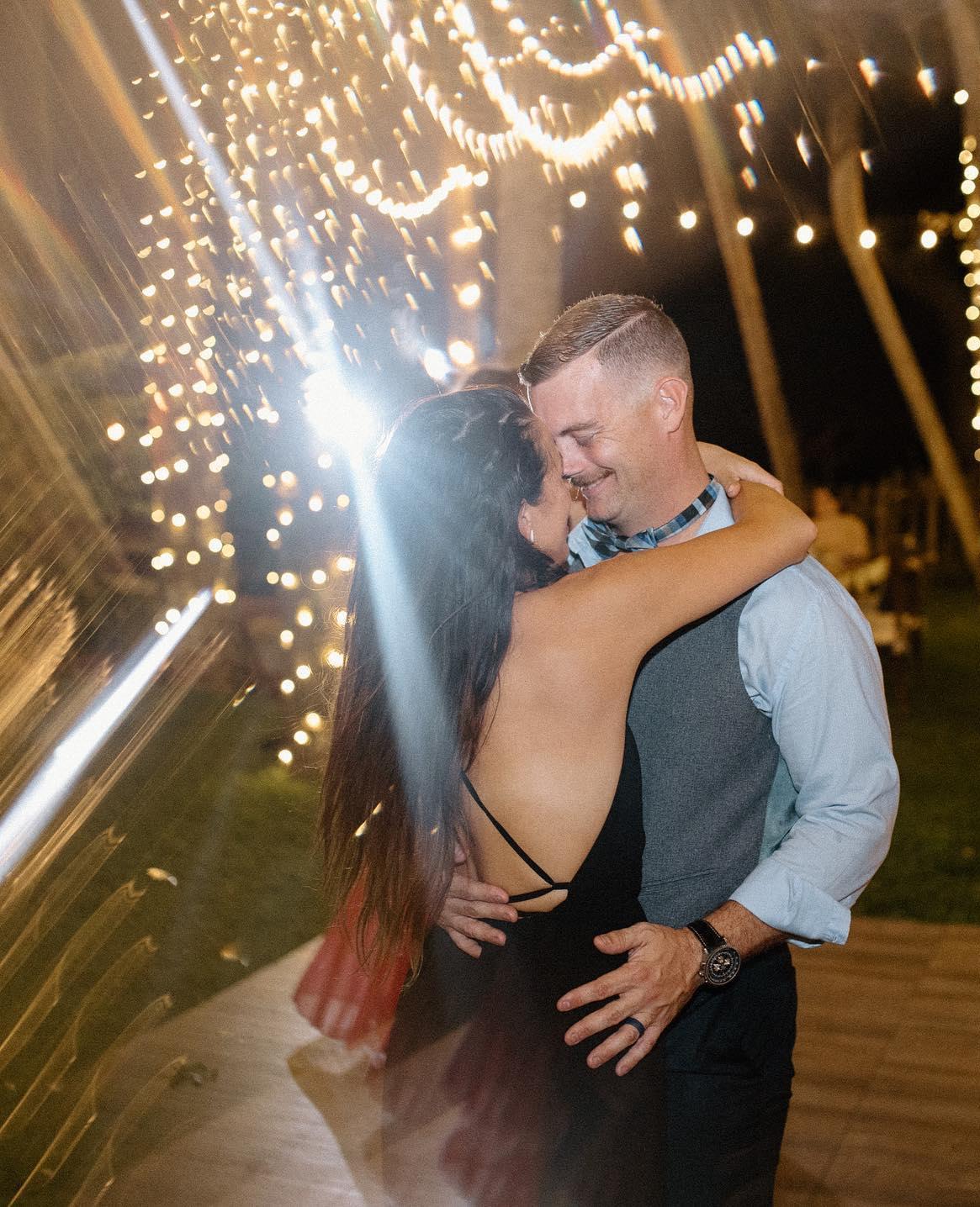 The Wedding Website of Lauren Merrick and Justin Merrick