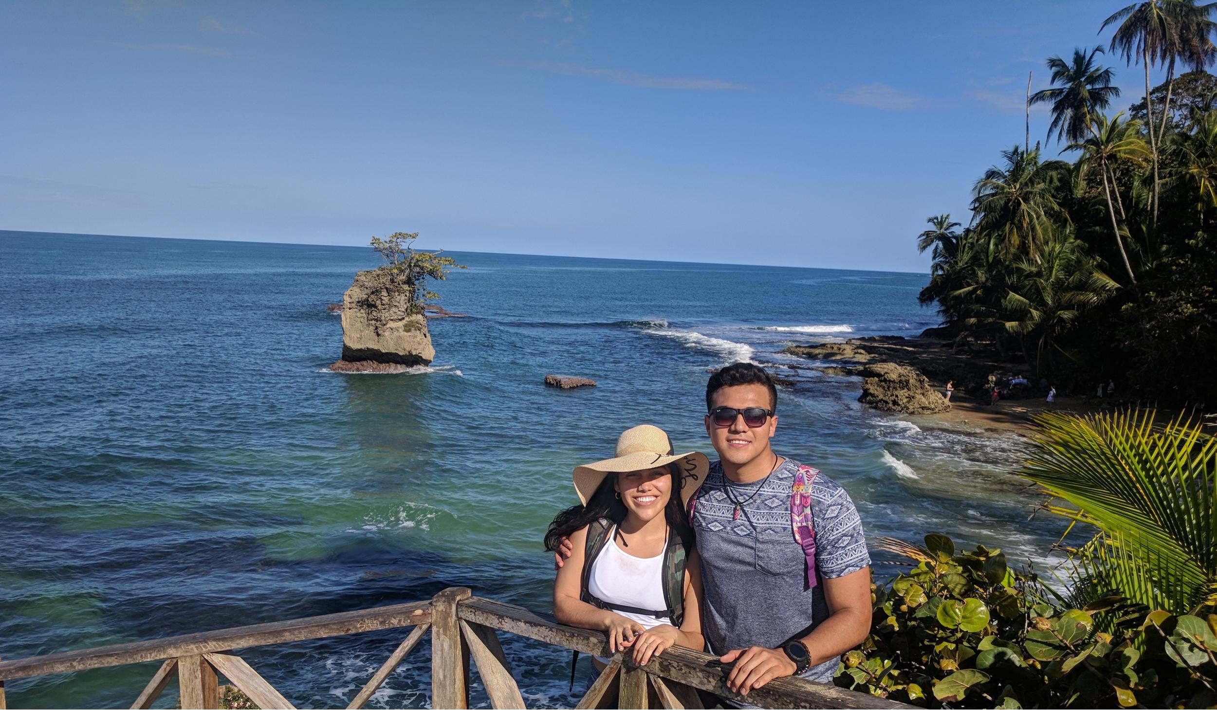 The Wedding Website of Melvin Cruz Molina and Mariela León Thomas