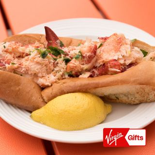Secret Food Tour with Drinks for 2 - Boston