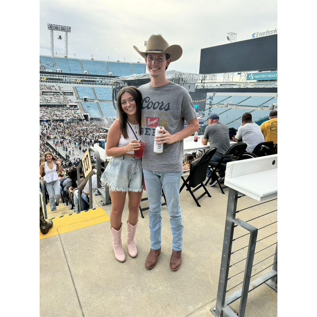 9 months later and Connor got to finally see Luke Combs (i got the tickets in August and the concert was the next May)