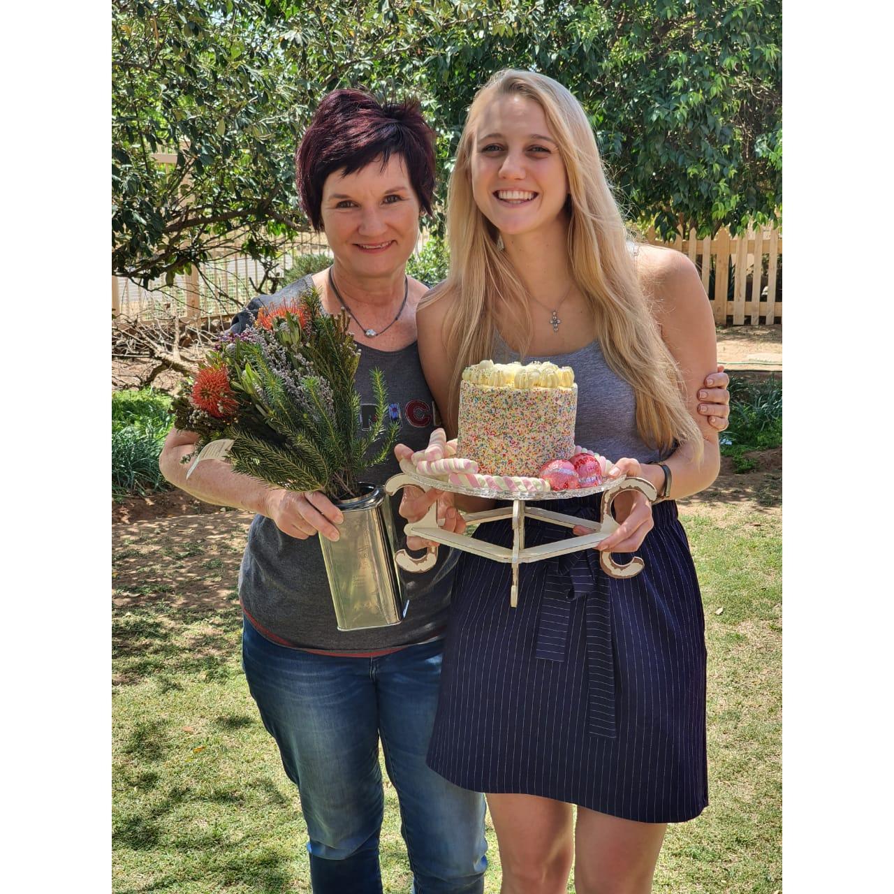'n Lekker verjaarsdag saam met Tannie Amaria.