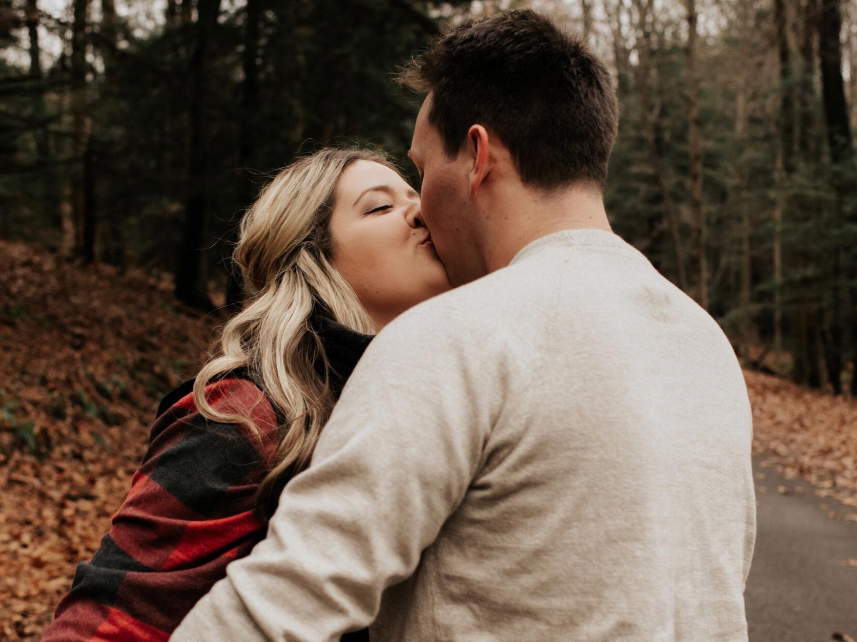 The Wedding Website of Linsey Atkinson and Zachary Achenbach
