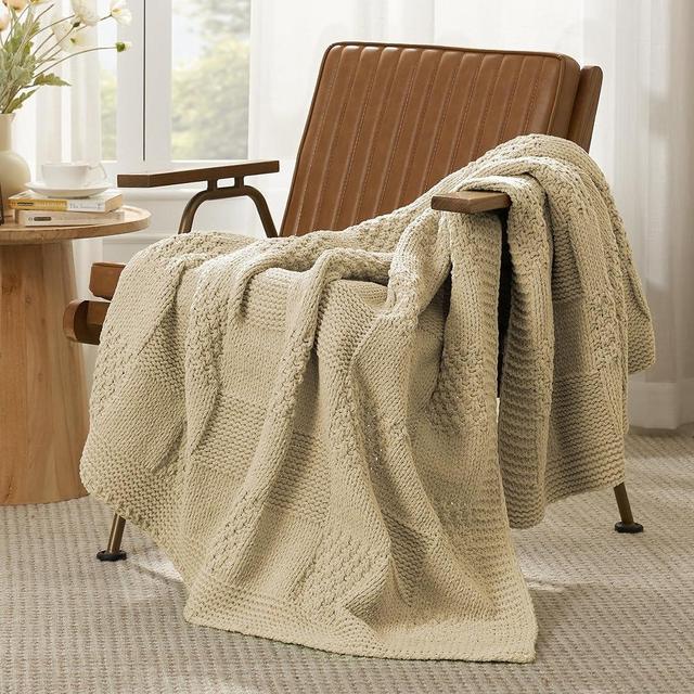 Amélie Home Checkered Throw Blanket Soft Cozy Knit Throw Blanket Farmhouse Decorative Chenille Throw Blanket for Couch Bed Sofa Living Room, 50"x 60", Beige