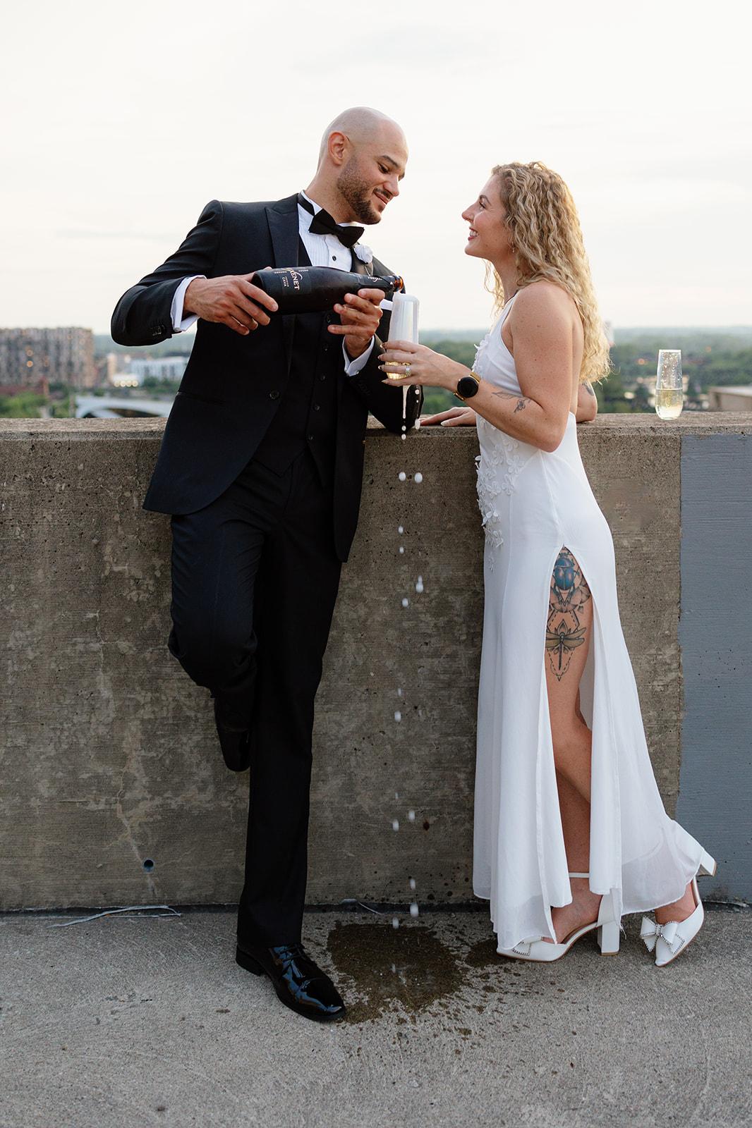 The Wedding Website of Lauren Michael Connell and Joe Louis Teague III