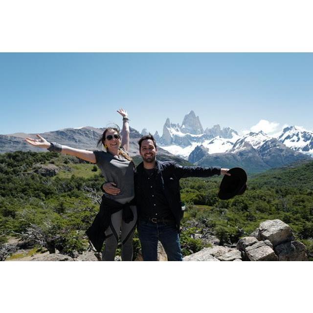 caminar 10 km uphill.... (no se mira, pero Hans casi mata a Ana)