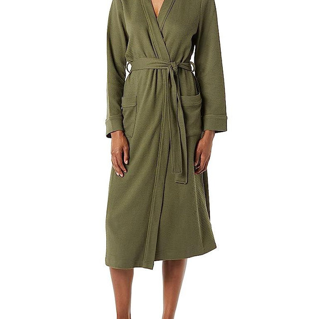 Amazon Essentials Women's Lightweight Waffle Full-Length Robe (Available in Plus Size)