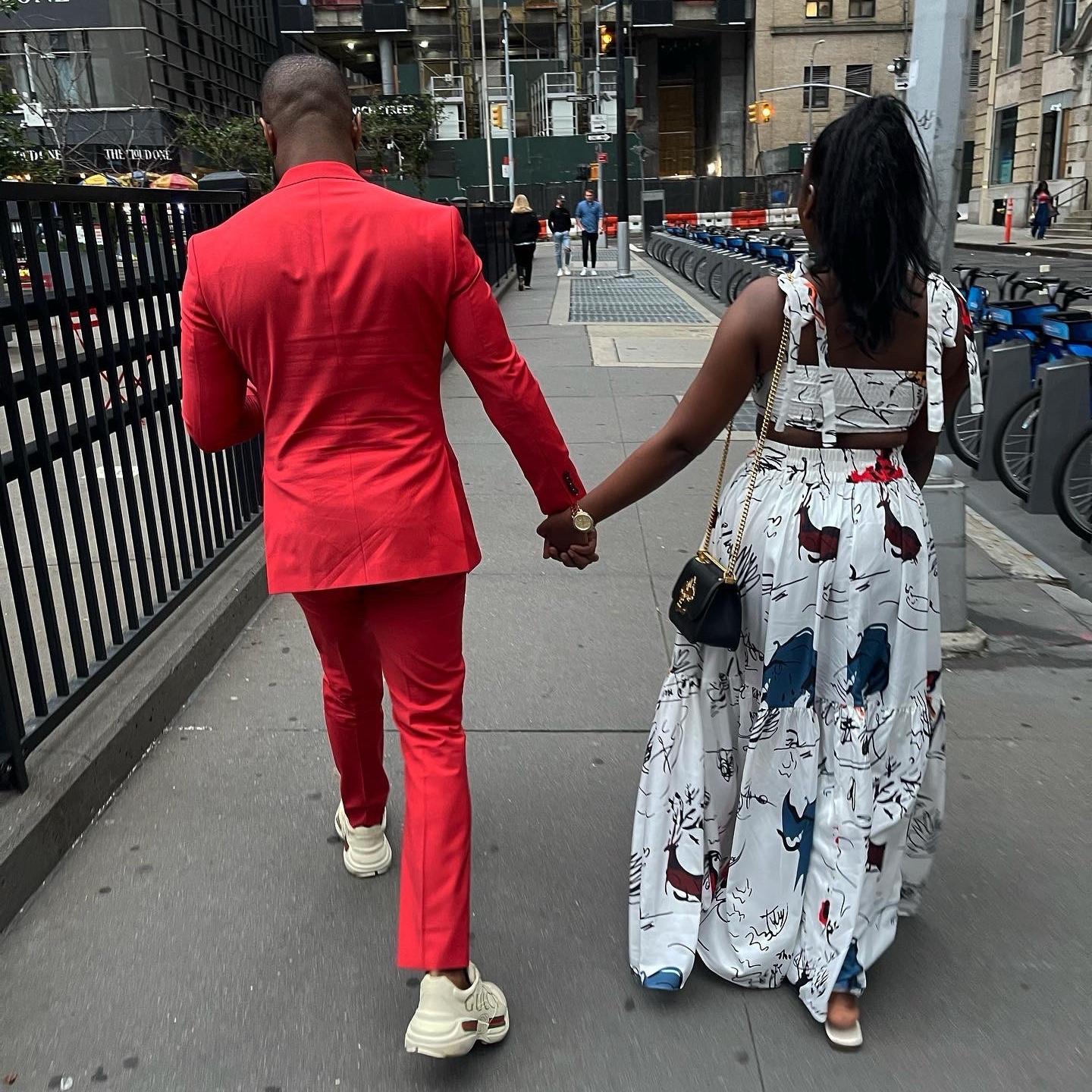 Hand in hand, we take on the world. 

Main dans la main, nous conquérons le monde.
