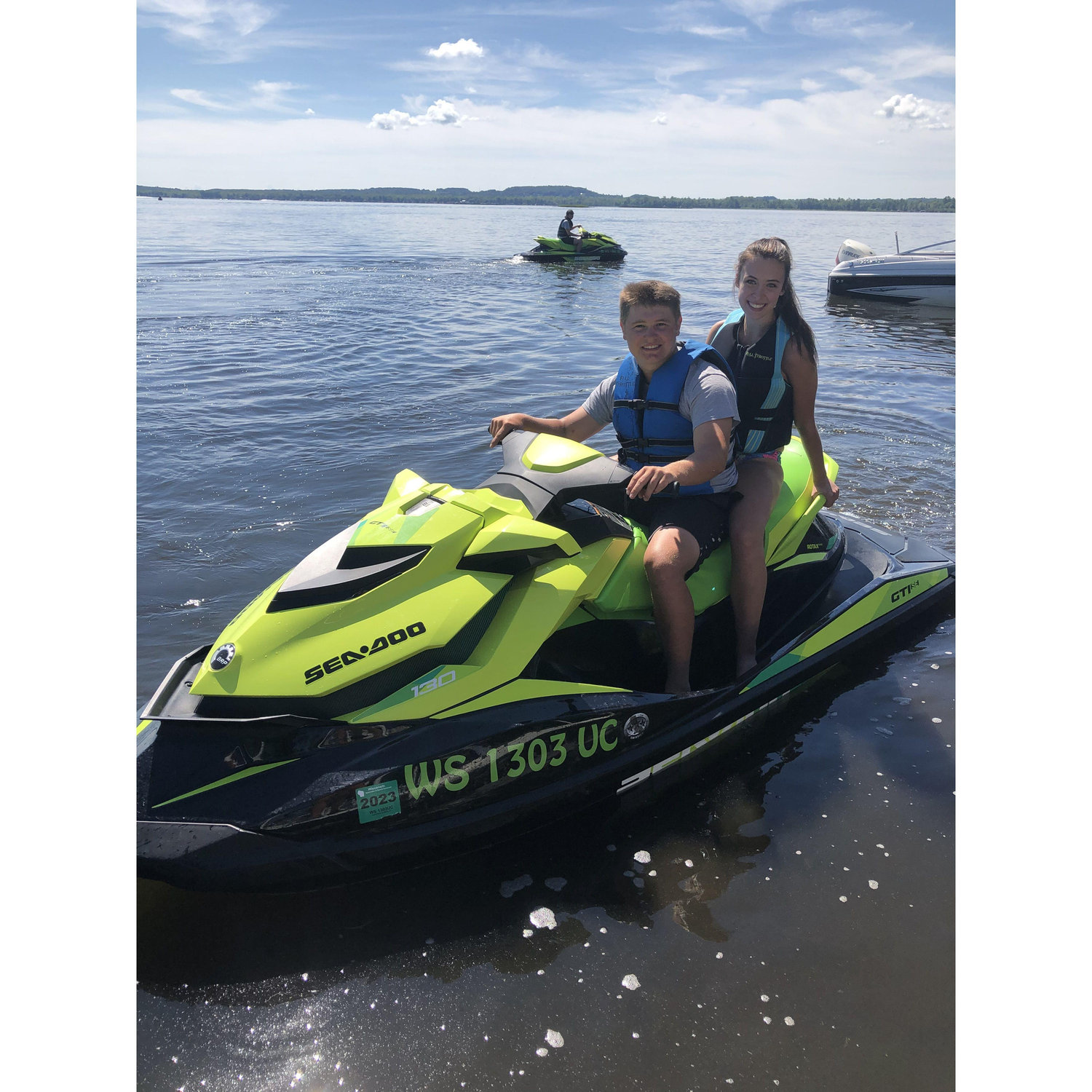 Cottage days at Shawano Lake