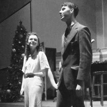 12/2018: Peter & Addie star as George & Mary Bailey in ‘It’s a Wonderful Life.’ Acting the classic romance sparked real-life feelings for both the actors! But professions of love never left the stage.