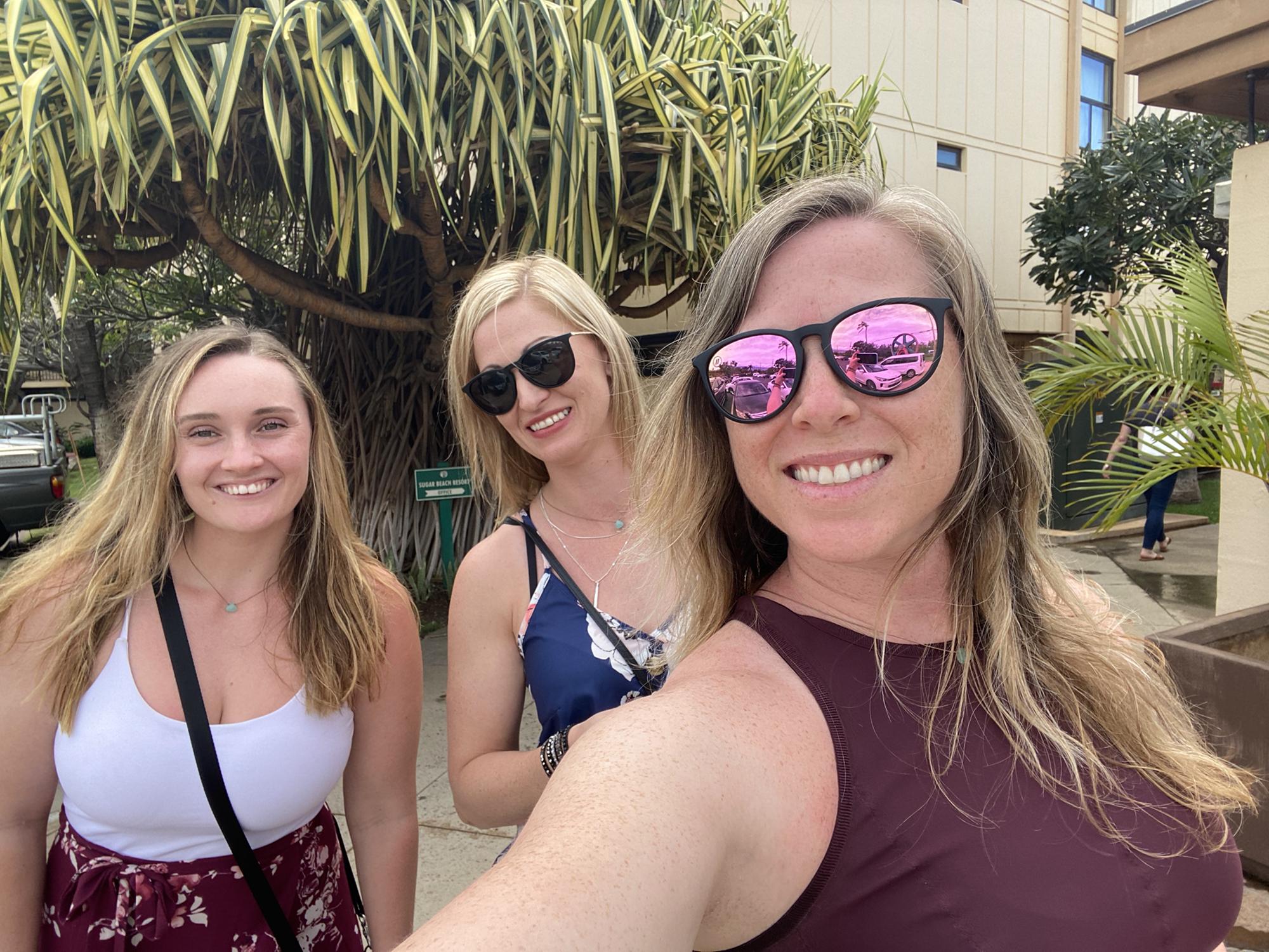 Lindsey, Hillary and Caeli in Maui on a babes only trip