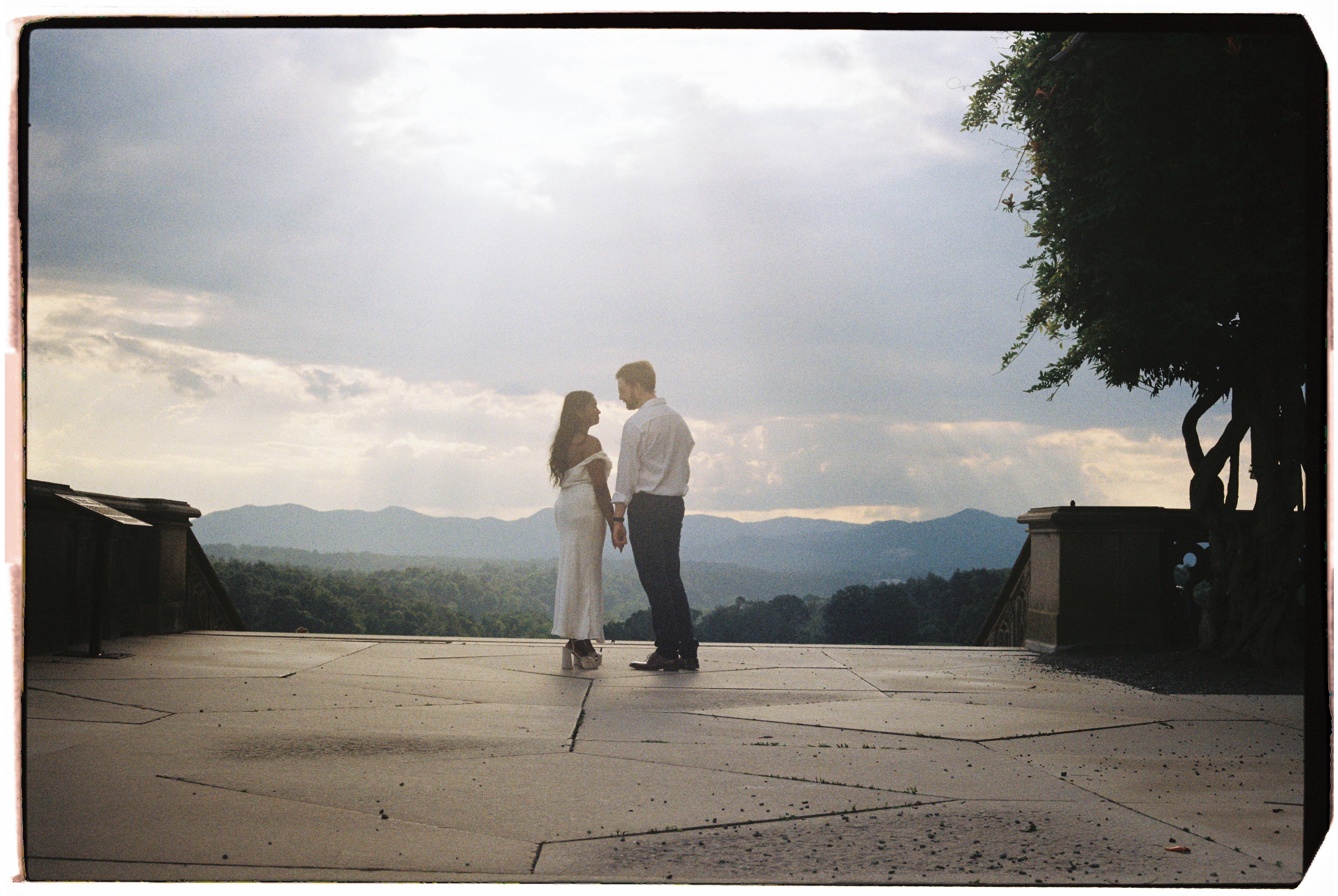 The Wedding Website of Tharangi Dakshika Fernando and Velton Dakota Gray