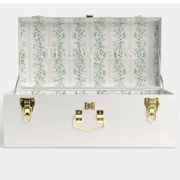 Petite Bridal Trunk