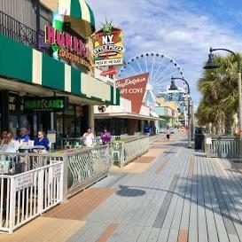 Barefoot landing and boardwalk