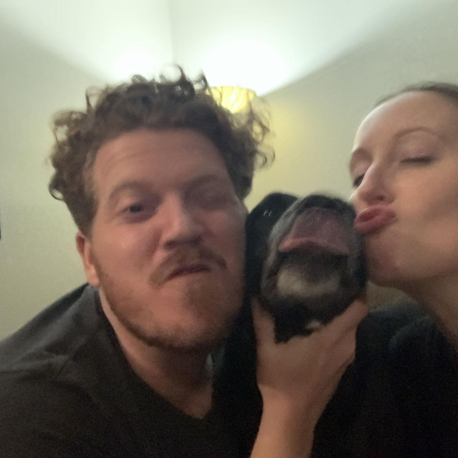New Year's Pooch Smooch