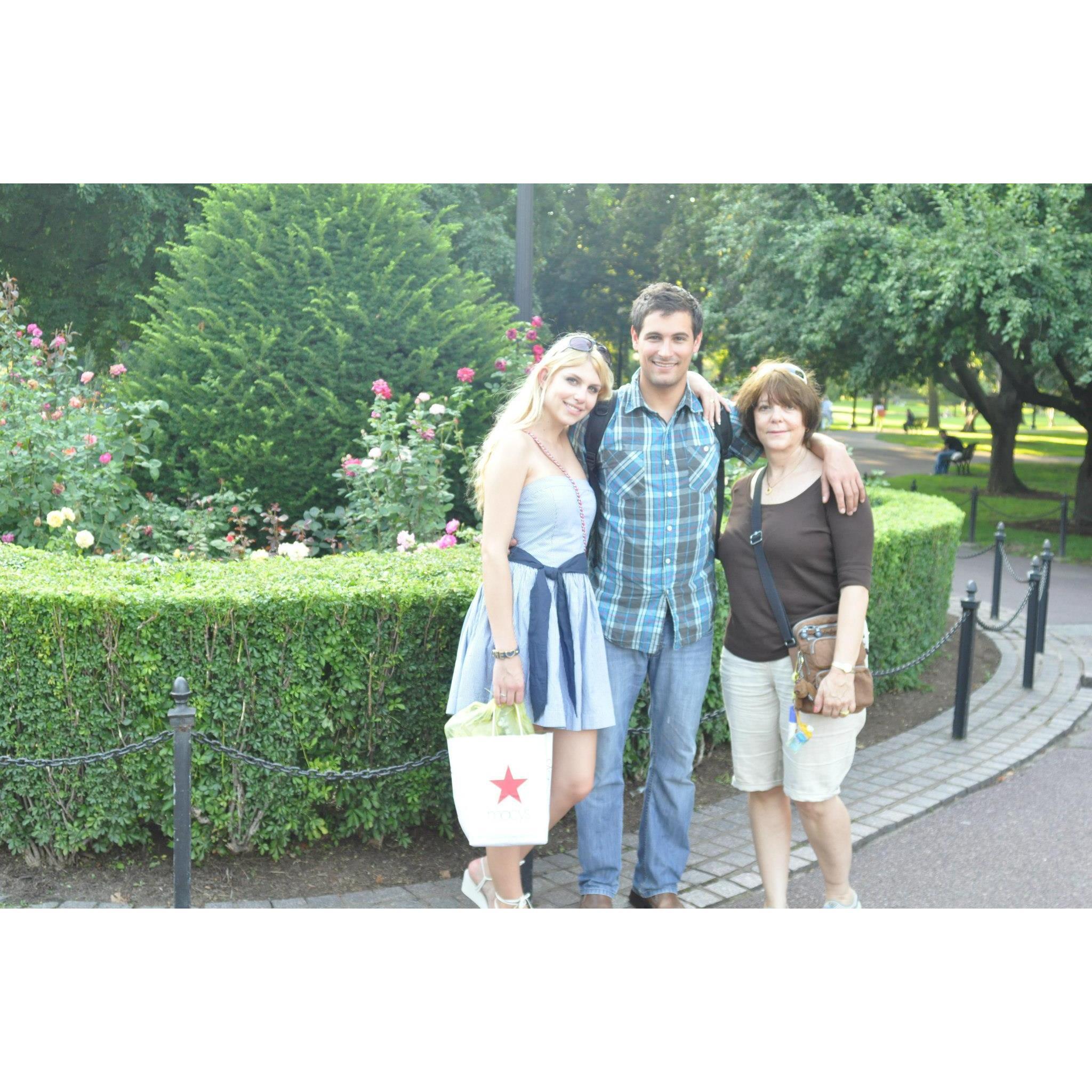 Boston Gardens with the parents!