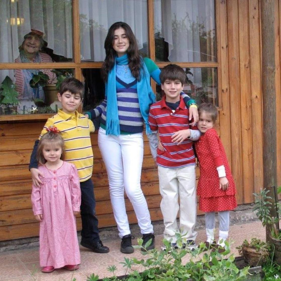 The Carrasco's - including Isa's sisters Sofia and Stella, and great grandmother Abuelita Sara, in Chile