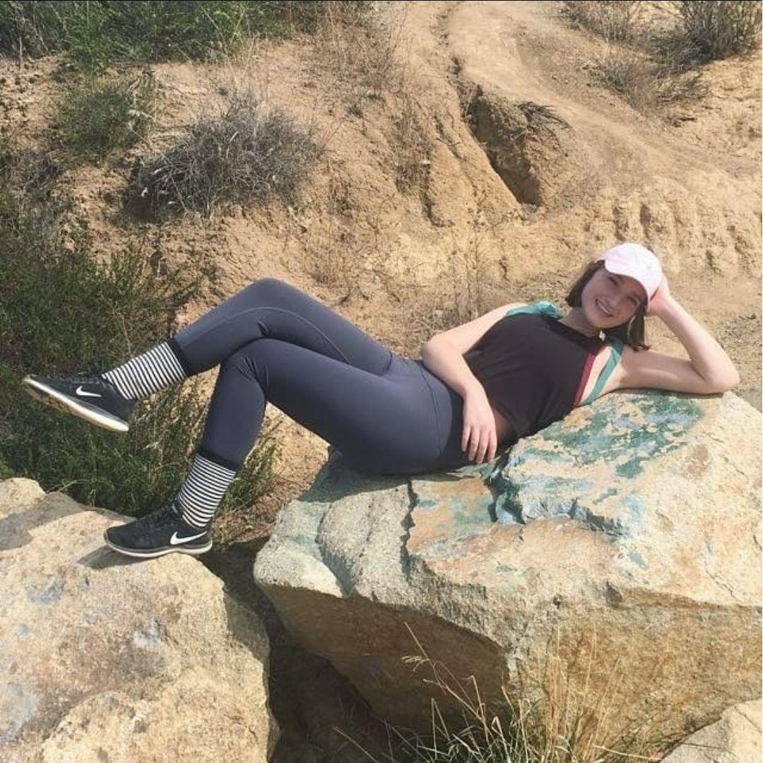 We only hike for the pictures (2018)
