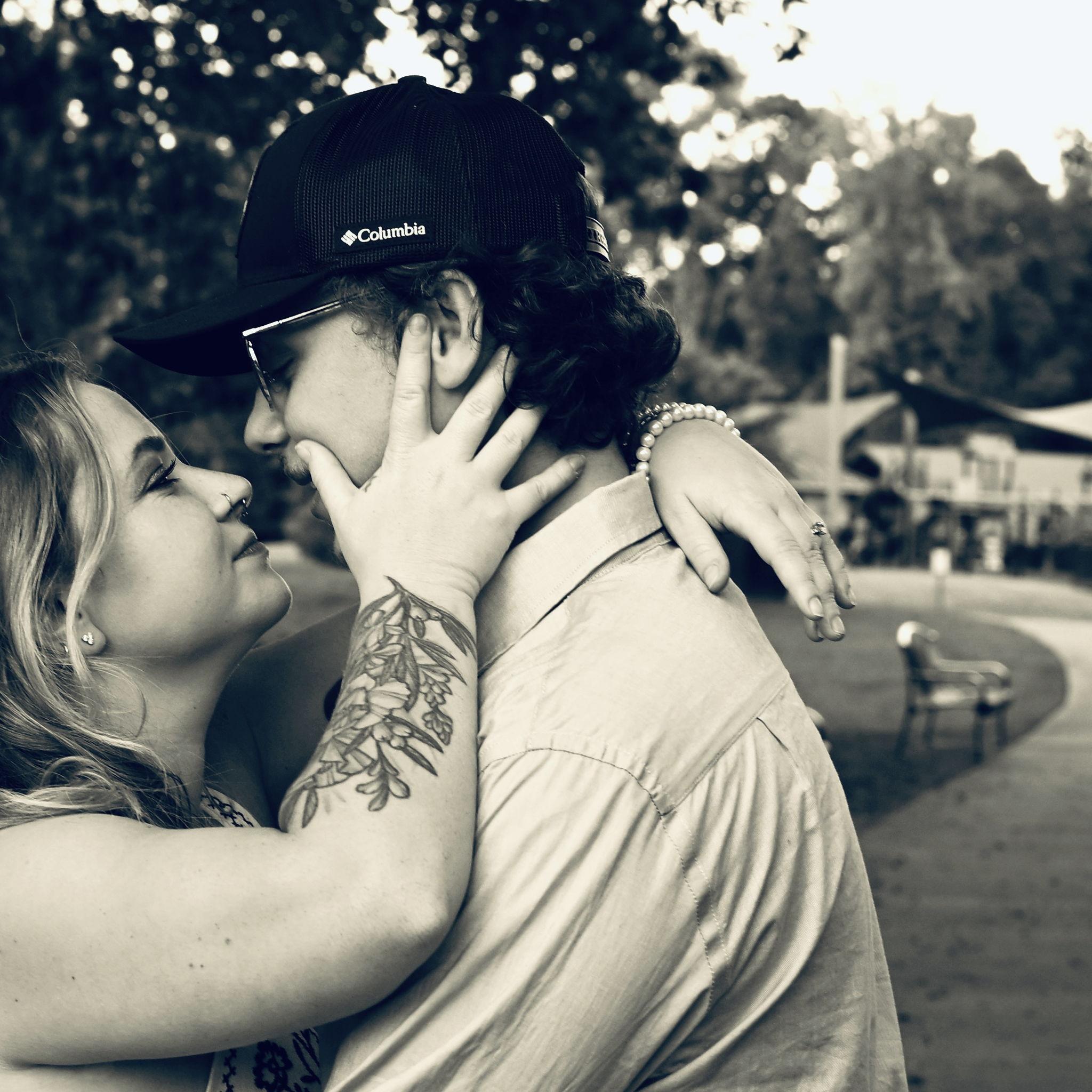 Liz’s mom took these photos for them. Candy-Liz’s mom, is a huge influence for Liz. Inspiring her to be kind even in the face of adversity and grief. We love you Candy!