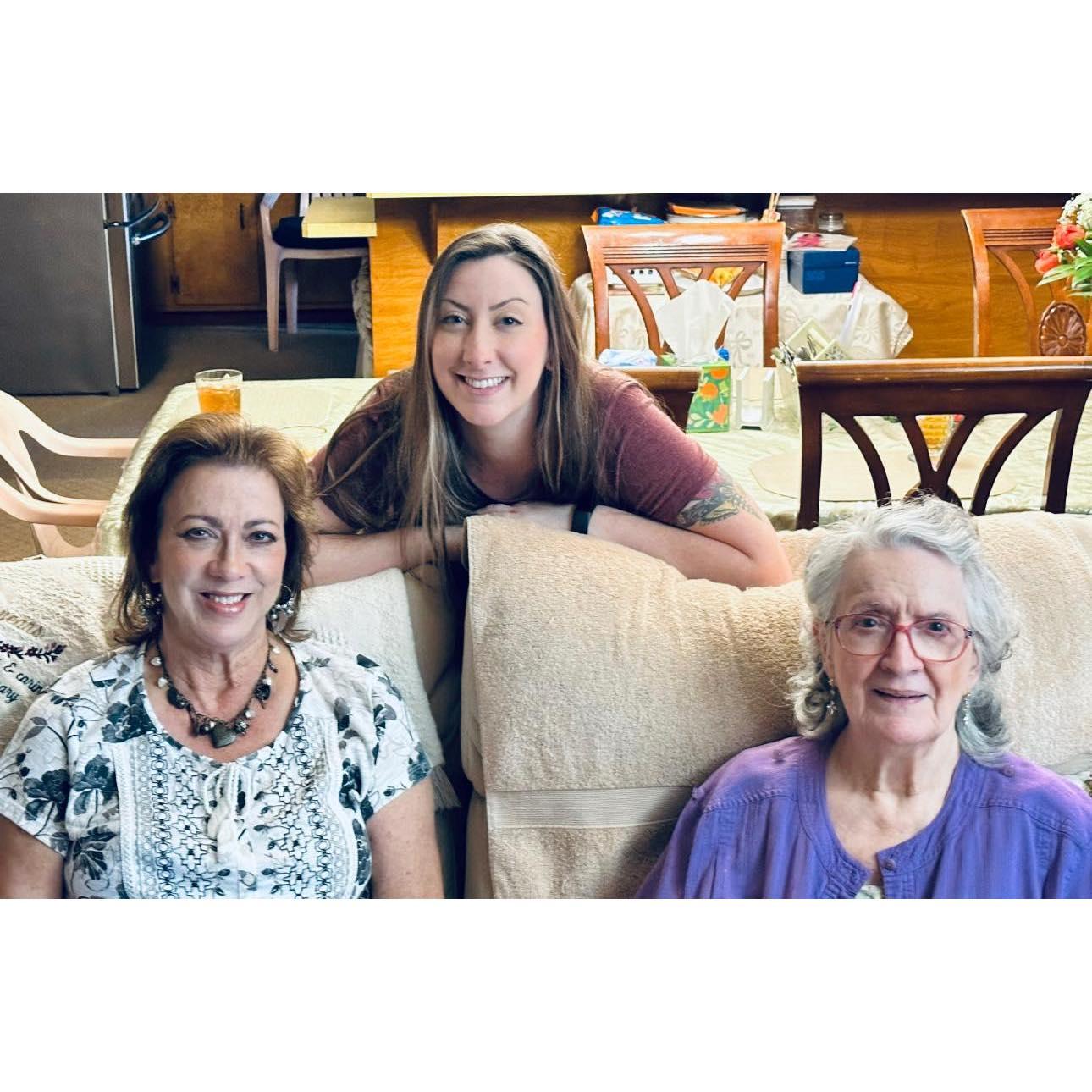 Mother's Day this year was spent at Kathryn's grandparent's house with Kathryn's grandparents and mother.