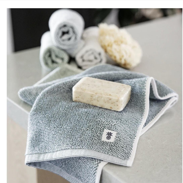 Bamboo Two-Tone Hand Towel