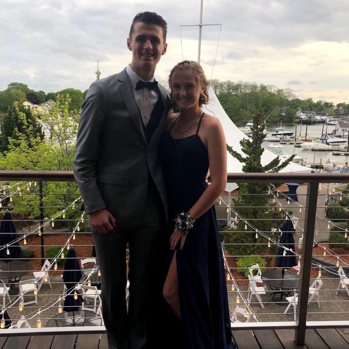 Nora's senior prom!