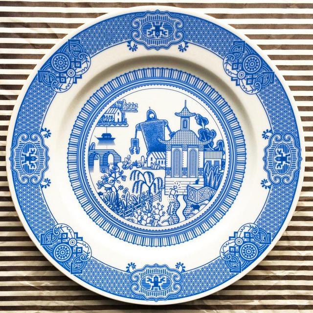 Calamityware Plate 2: Giant Robot