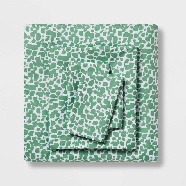 Queen Printed Microfiber Sheet Set Green Dot - Room Essentials™