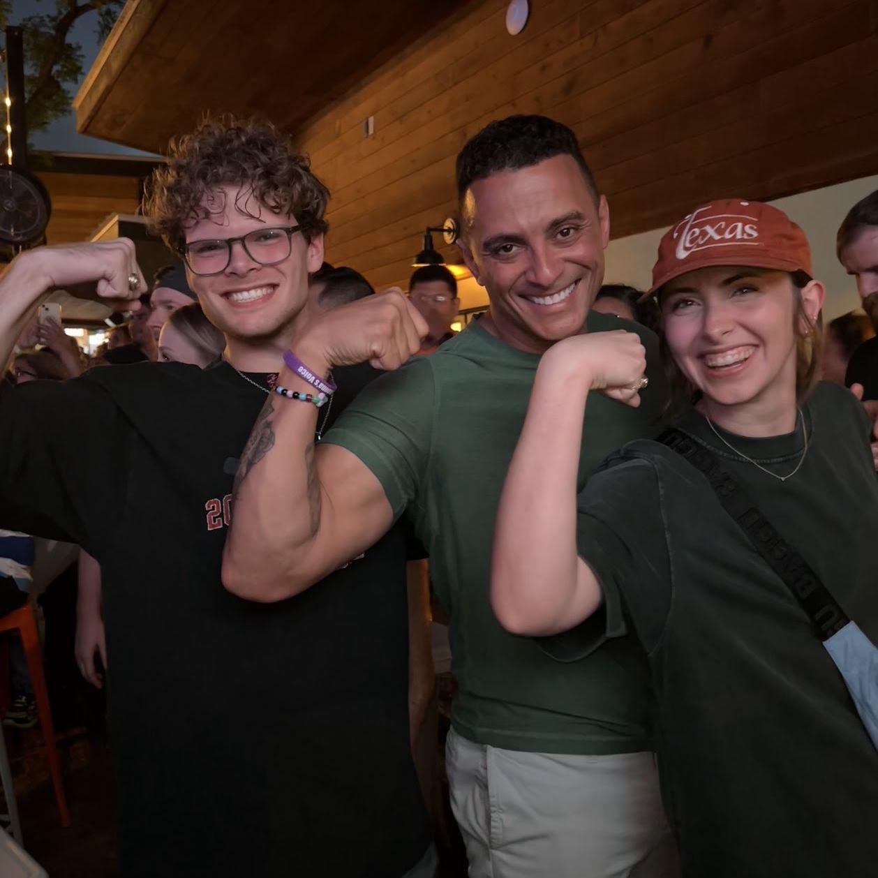 Meeting Survivor season 48 legend, Joe. Survivor was David and Ella's first topic of conversation when David first messaged Ella!