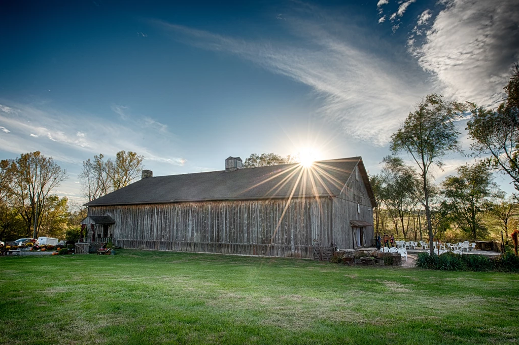 The Wedding Website of Bobby Bryant and Taylor Ordnung