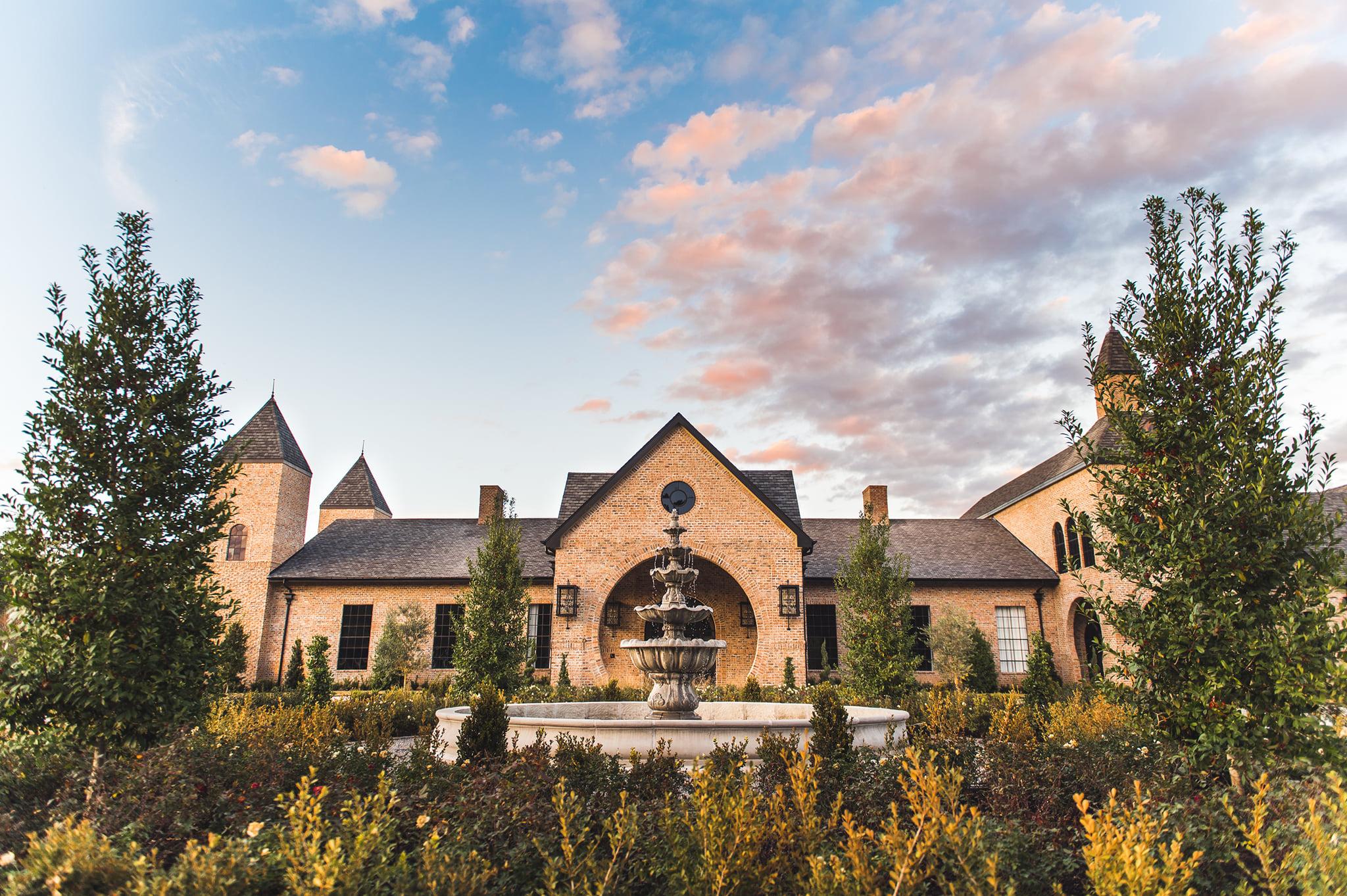 The Wedding Website of Danielle Myers and Cory Wurtz